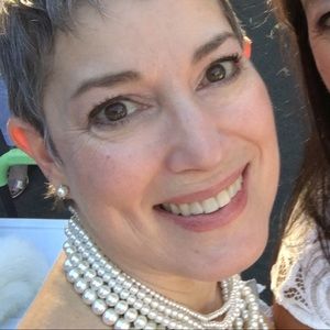 Meet your Posher, Dawn